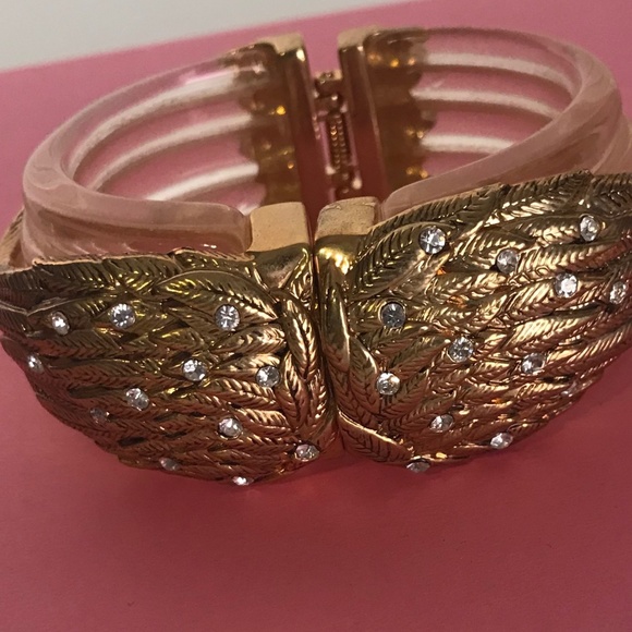 RARE Fly With Me Lucite Hinged Angel Wing Bracelet - Picture 2 of 11